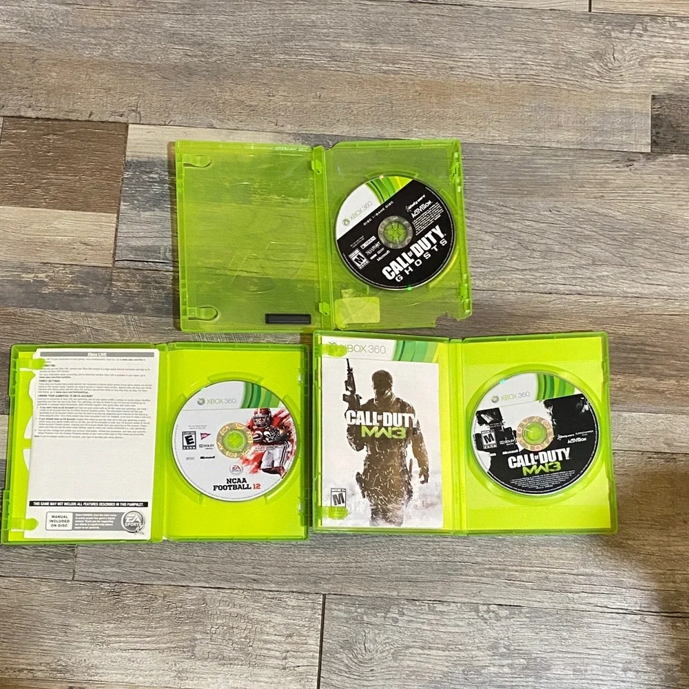 X Box 360 Game Set - Call of Duty MW3 & NCAA Football 12 - Green Cases 3 games